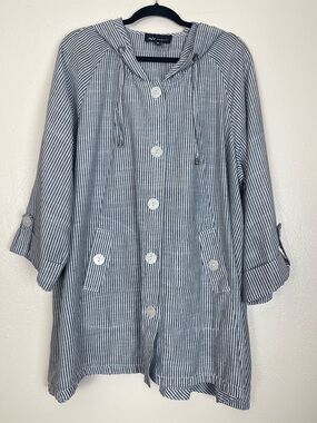 JNY Striped Hooded Button-Up Jacket in Black and White